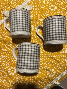 Royal Doulton Black and Cream Plaid Porcelain Mug Set of 3